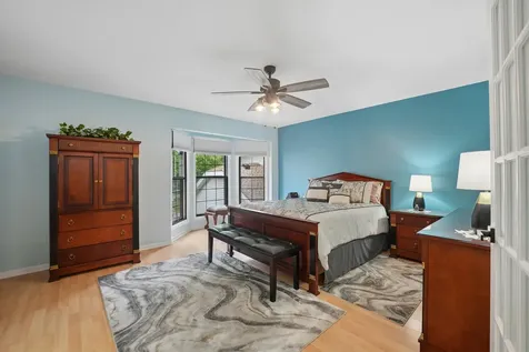 870 North Auburn Woods Drive Palatine IL 60067