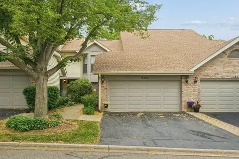 870 North Auburn Woods Drive Palatine IL 60067