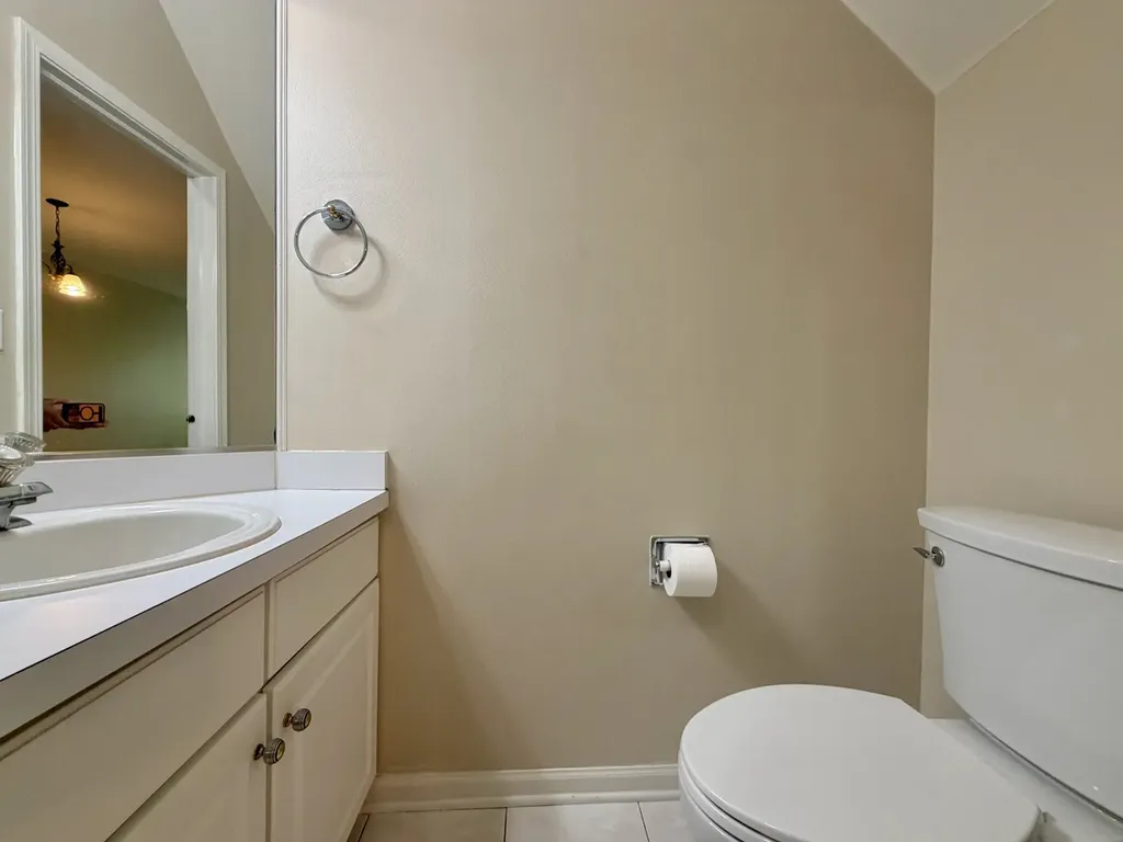 51 South Oakhurst Drive Aurora IL 60504