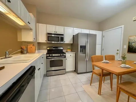 51 South Oakhurst Drive Aurora IL 60504