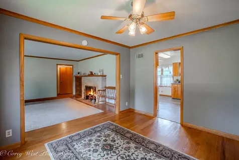 801 Lawnwood Avenue Dekalb IL 60115