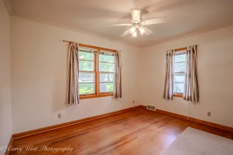 801 Lawnwood Avenue Dekalb IL 60115