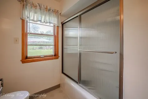 801 Lawnwood Avenue Dekalb IL 60115