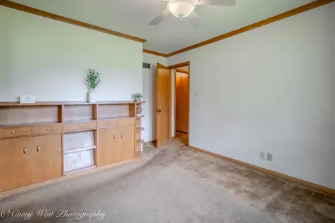 801 Lawnwood Avenue Dekalb IL 60115