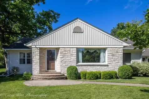 801 Lawnwood Avenue Dekalb IL 60115