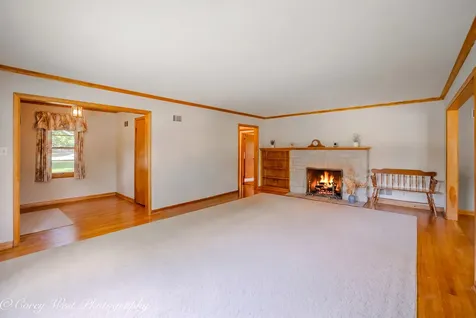 801 Lawnwood Avenue Dekalb IL 60115