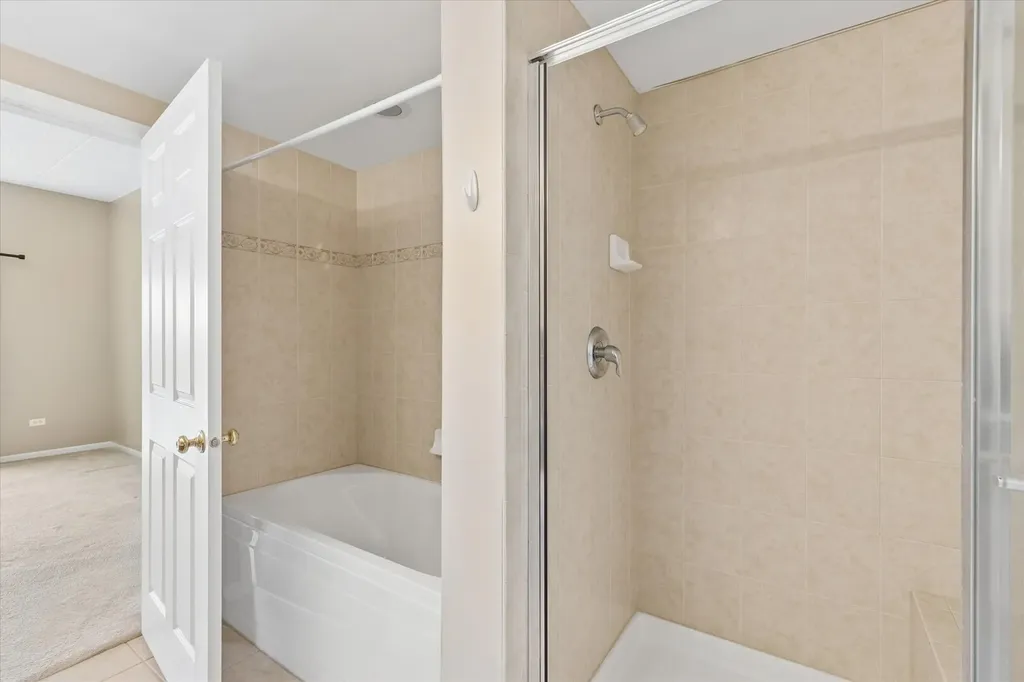 8822 Brookfield Avenue Brookfield IL 60513