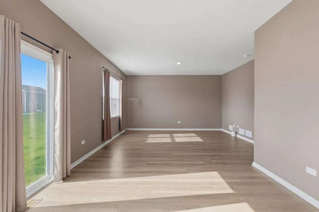 13660 South Sanibel Street Plainfield IL 60544