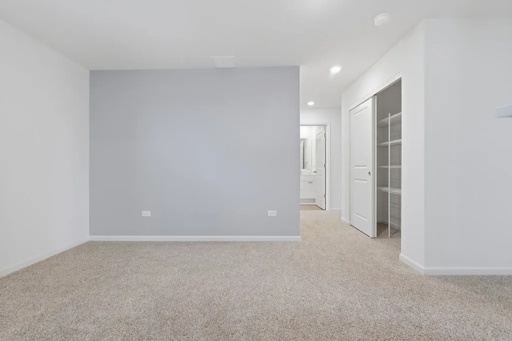 13660 South Sanibel Street Plainfield IL 60544