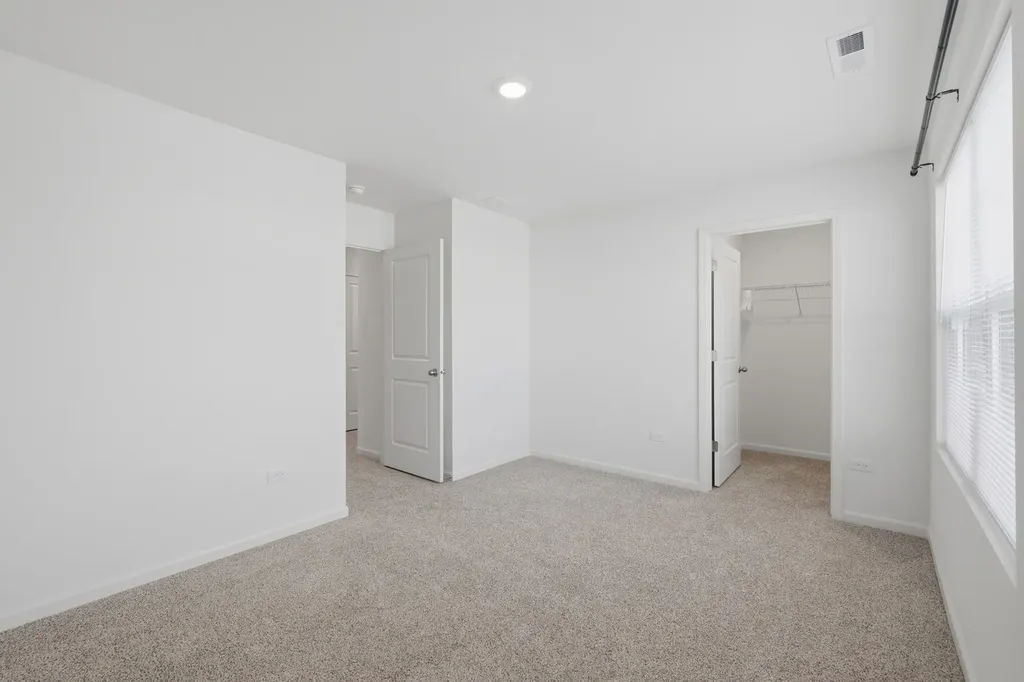 13660 South Sanibel Street Plainfield IL 60544