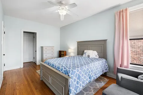 1140 East Hyde Park Boulevard Chicago IL 60615