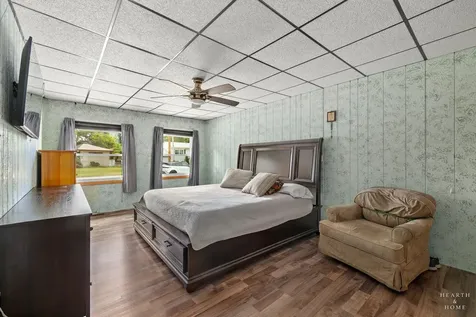 6910 Juniper Street Hanover Park IL 60133