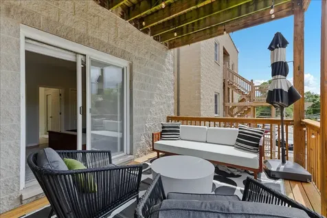 7028 North Ridge Boulevard Chicago IL 60645