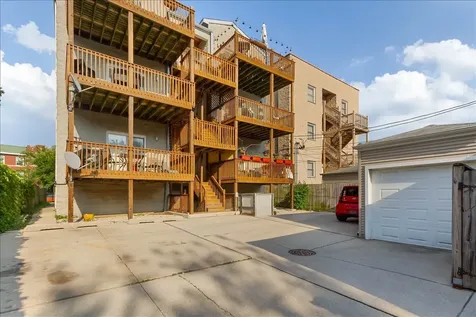 7028 North Ridge Boulevard Chicago IL 60645