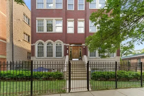 7028 North Ridge Boulevard Chicago IL 60645