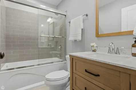 555 North Springfield Avenue Chicago IL 60624