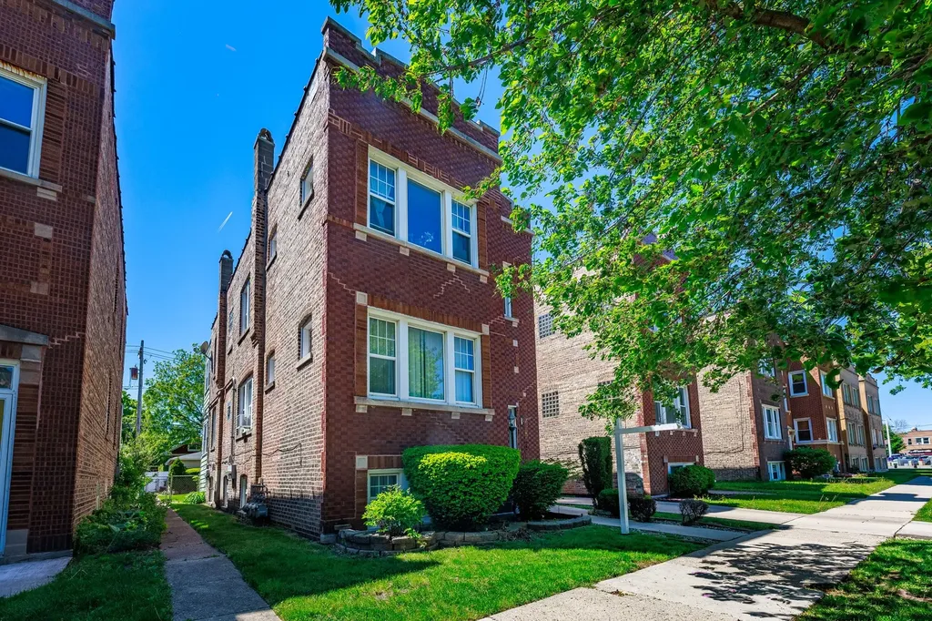 3430 Ridgeland Avenue Berwyn IL 60402