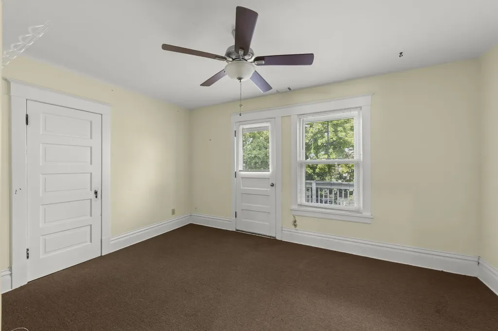 119 South Ellsworth Street Naperville IL 60540