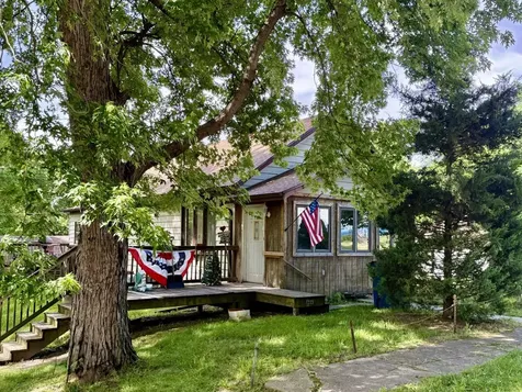 1223 St Paul Street Depue IL 61322