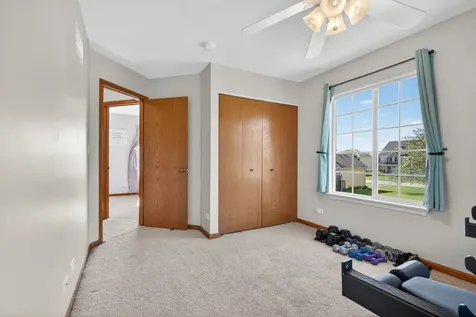 1014 Woodiris Drive Joliet IL 60431