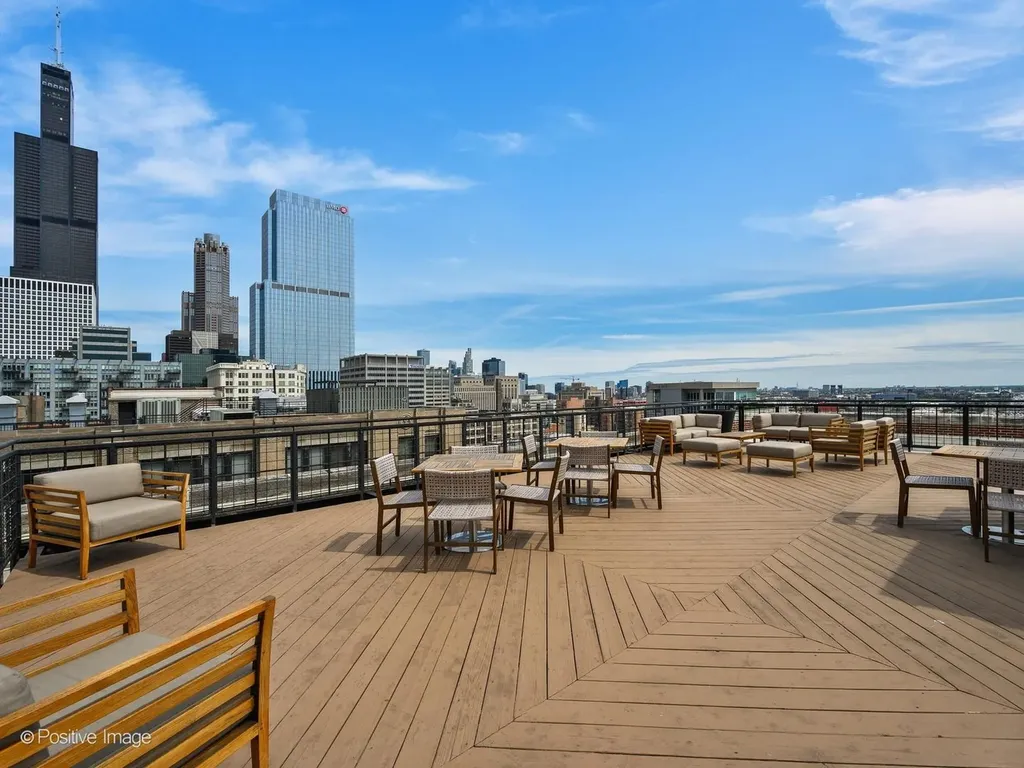 728 West Jackson Boulevard Chicago IL 60661