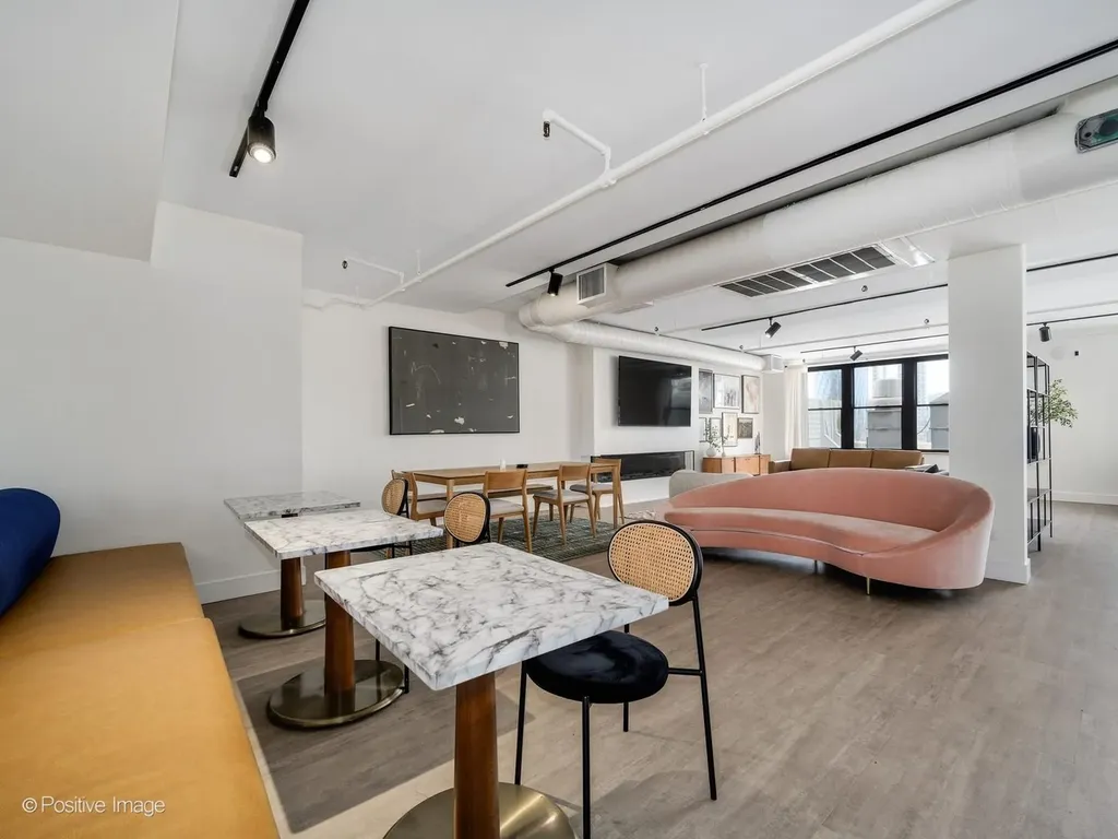 728 West Jackson Boulevard Chicago IL 60661