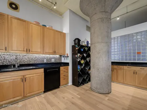 728 West Jackson Boulevard Chicago IL 60661