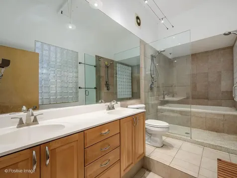 728 West Jackson Boulevard Chicago IL 60661