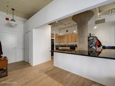 728 West Jackson Boulevard Chicago IL 60661