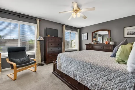 635 Gallant Drive Minooka IL 60447