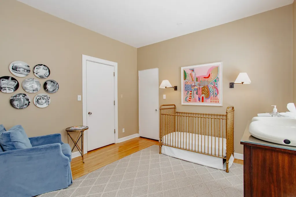 655 West Buena Avenue Chicago IL 60613