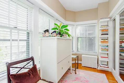 655 West Buena Avenue Chicago IL 60613