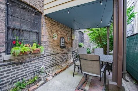 655 West Buena Avenue Chicago IL 60613