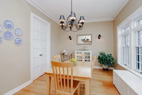 655 West Buena Avenue Chicago IL 60613