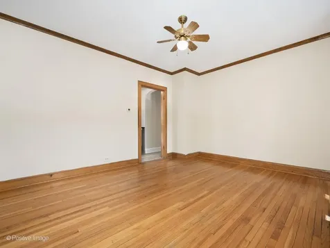 5434 West Wellington Avenue Chicago IL 60641