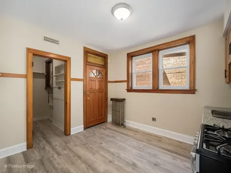 5434 West Wellington Avenue Chicago IL 60641