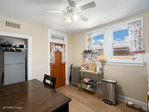5434 West Wellington Avenue Chicago IL 60641