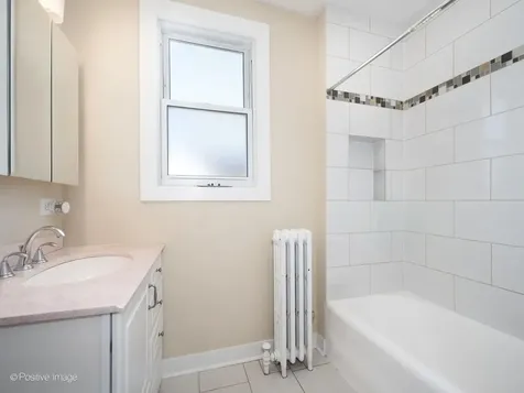 5434 West Wellington Avenue Chicago IL 60641