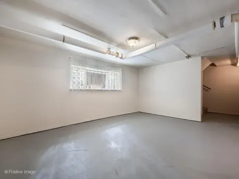 5434 West Wellington Avenue Chicago IL 60641