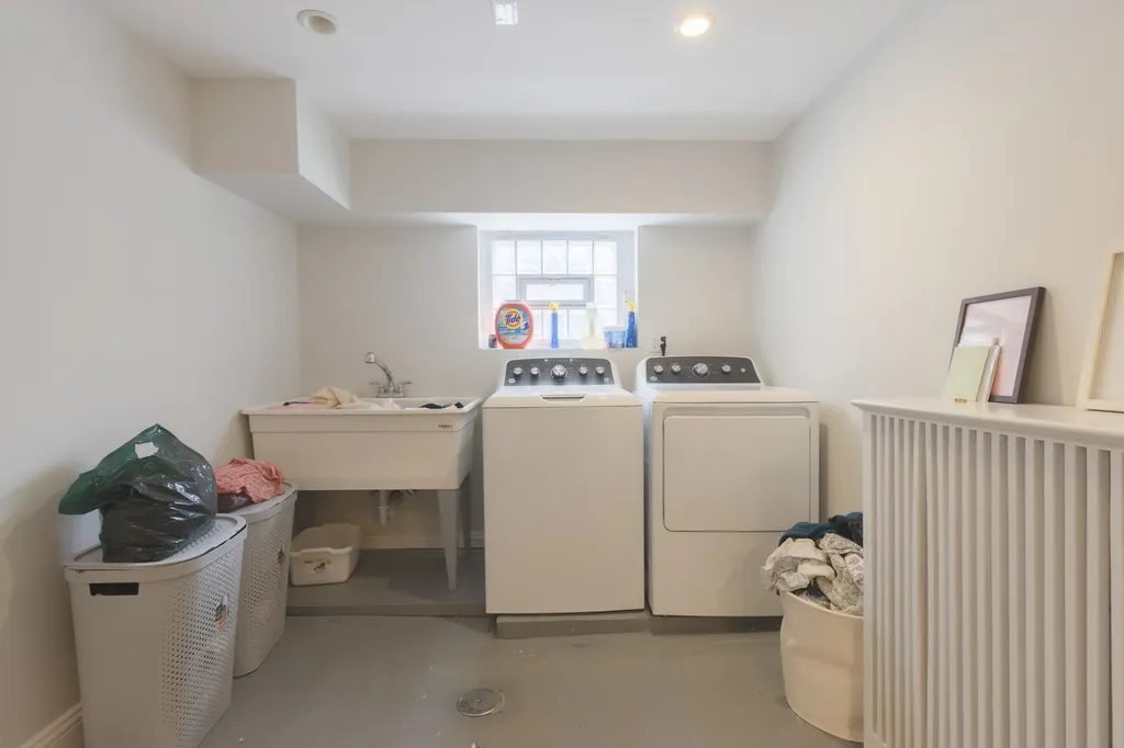 1220 East 57th Street Chicago IL 60637