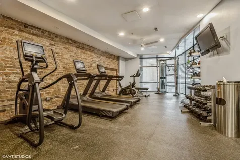 616 West Fulton Street Chicago IL 60661