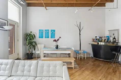 616 West Fulton Street Chicago IL 60661