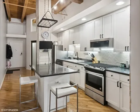 616 West Fulton Street Chicago IL 60661