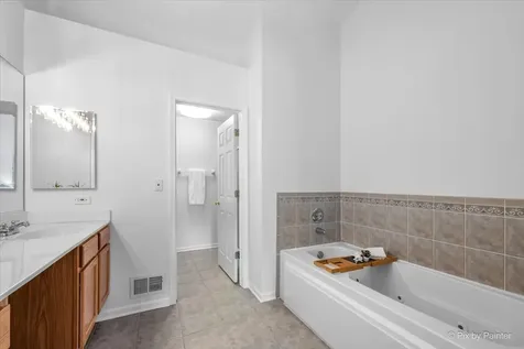2896 Davenport Drive West Chicago IL 60185