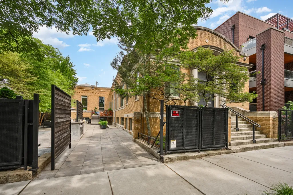 1019 North Wolcott Avenue Chicago IL 60622