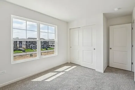6389 Ulster Drive Tinley Park IL 60477