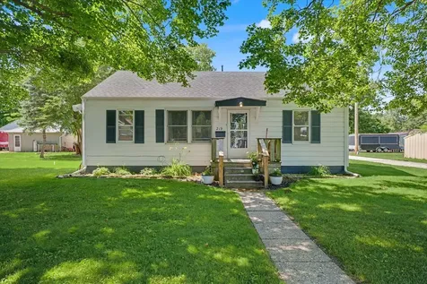 219 East 4th Street Gibson City IL 60936