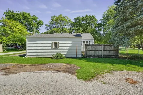 219 East 4th Street Gibson City IL 60936