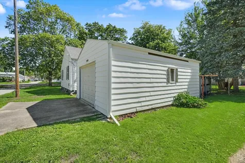 219 East 4th Street Gibson City IL 60936