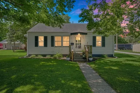 219 East 4th Street Gibson City IL 60936